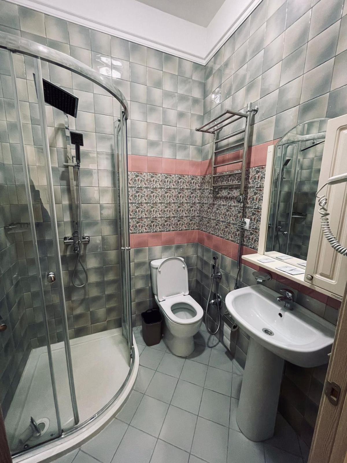Elysian Hotel Akmola Esterno foto